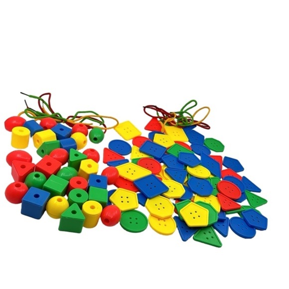 Colorful Button Lacing Toy for Fine Motor Skills &‎ Creativity - Picture 4 of 4